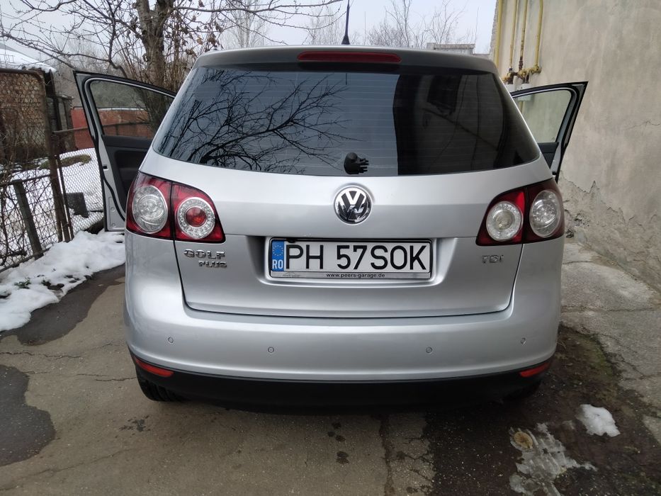 Vînd Golf 5, an 2008 D. 1.9 TDI.,unic proprietar in acte.