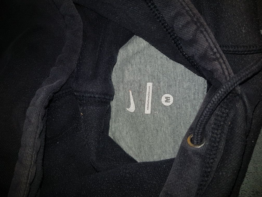 Flanele nike  ,adidas mărimea m