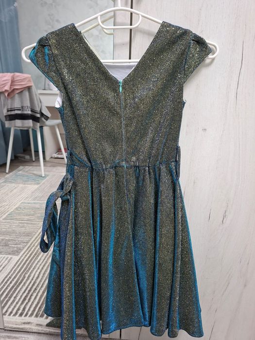 Продам платье детское