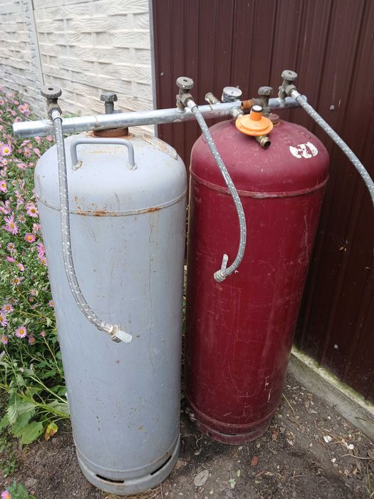 Kit 2 butelii gpl de 120 l + Centralină cu 3 ieșirii și regulator .