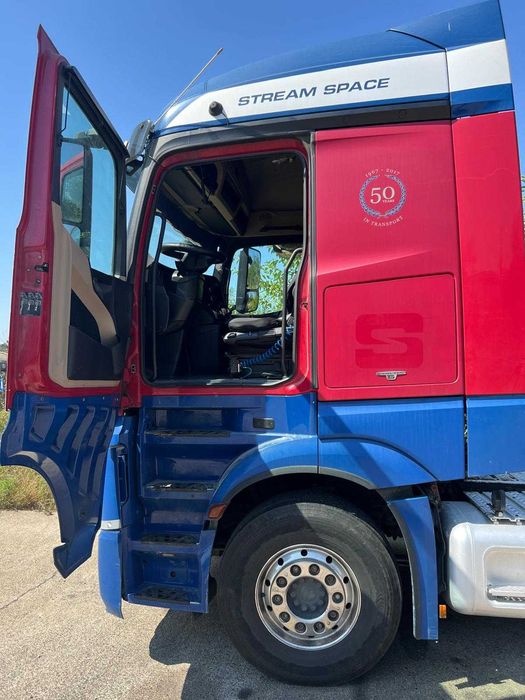 Mercedes Actros 2015 model 1943