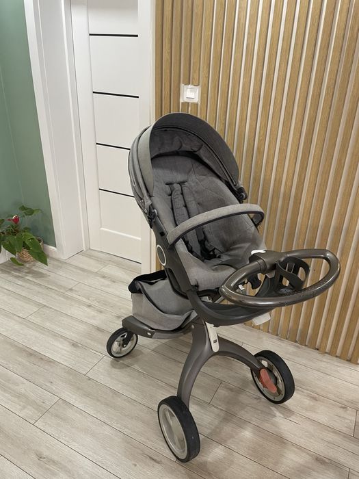 Carucior stokke v4 black malange