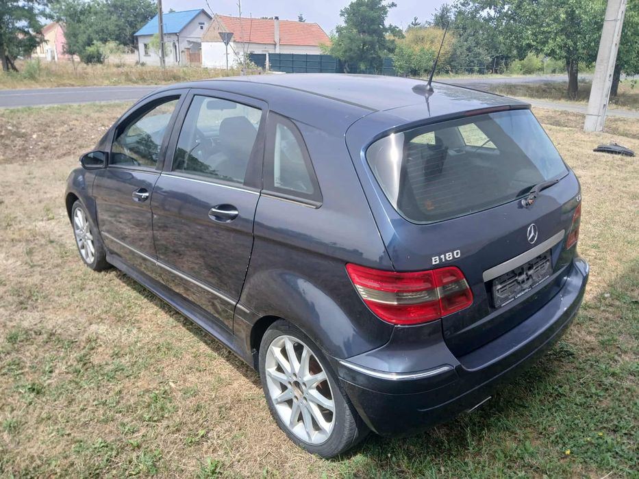 Vand b class accept si variante