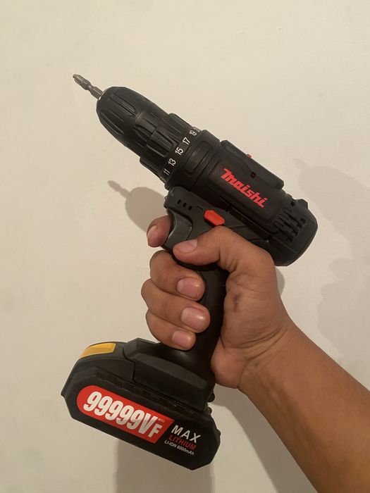 Продам шурповерт в отличном состояний