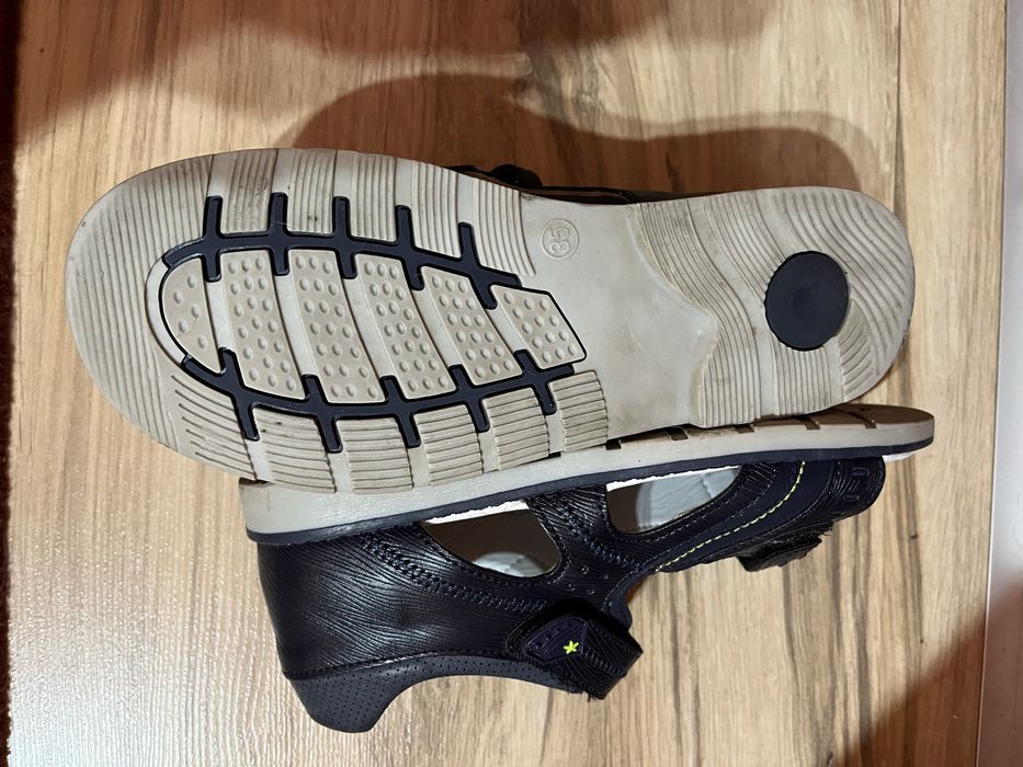 Sandale copii marimea 35