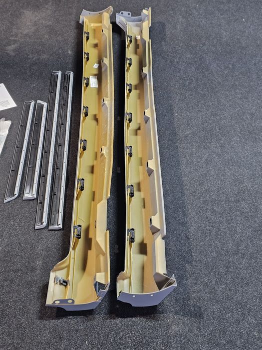 Set praguri Votex noi originale Volkswagen Passat B6 + bandouri inferi