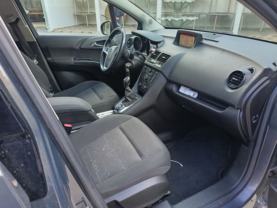 Продавам се Opel Meriva 1.4 turbo 120 kc
