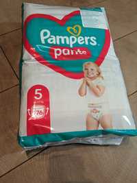 Scutece-chilotel Pampers Pants Marimea 5, 12-17 kg, 76 buc