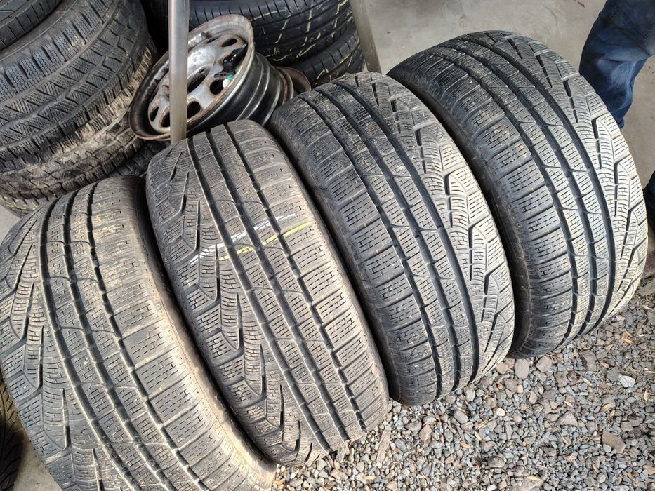4бр зимни Pirelly 225 50 17 RSC