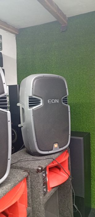 Професионални колони 15-ски JBL EON -305