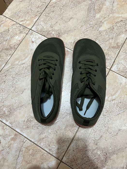 Боси обувки 43 номер