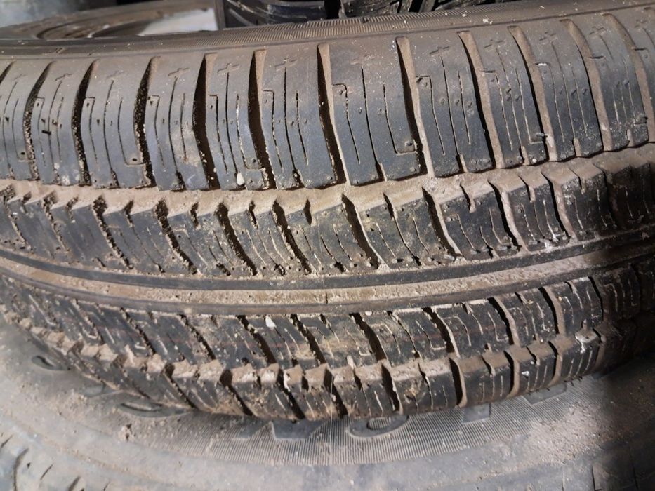 Жигули дөңгелектер 175/70/13 екі дана камермен, дискасымен бірге