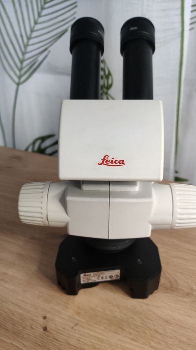 Microscop complet Leica M60