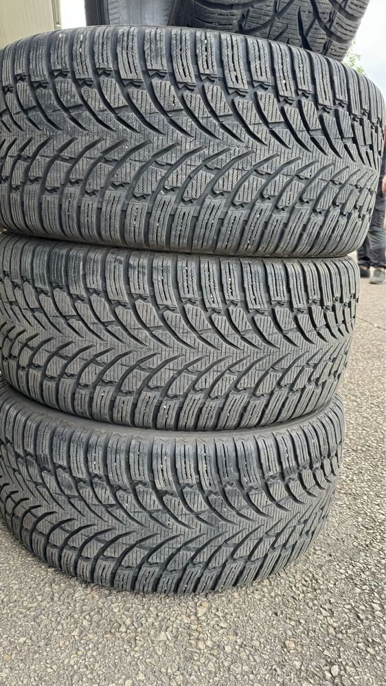 Зимни гуми Nokian TYRES WR SUV