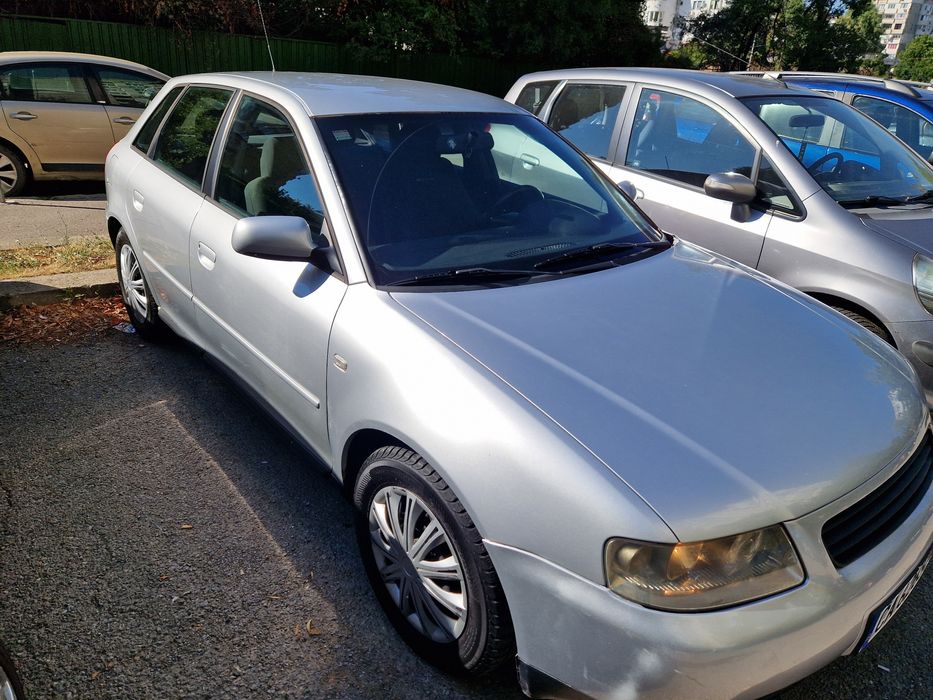 Продавам Audi A3 1.6 Facelift