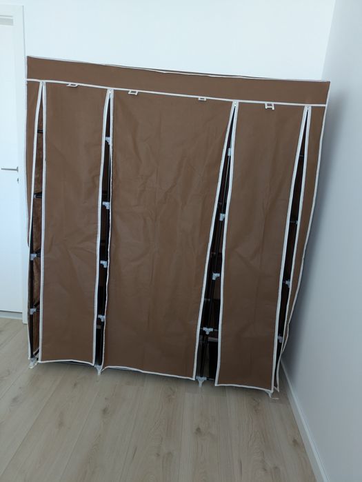 Dulap material textil compartimente și tije