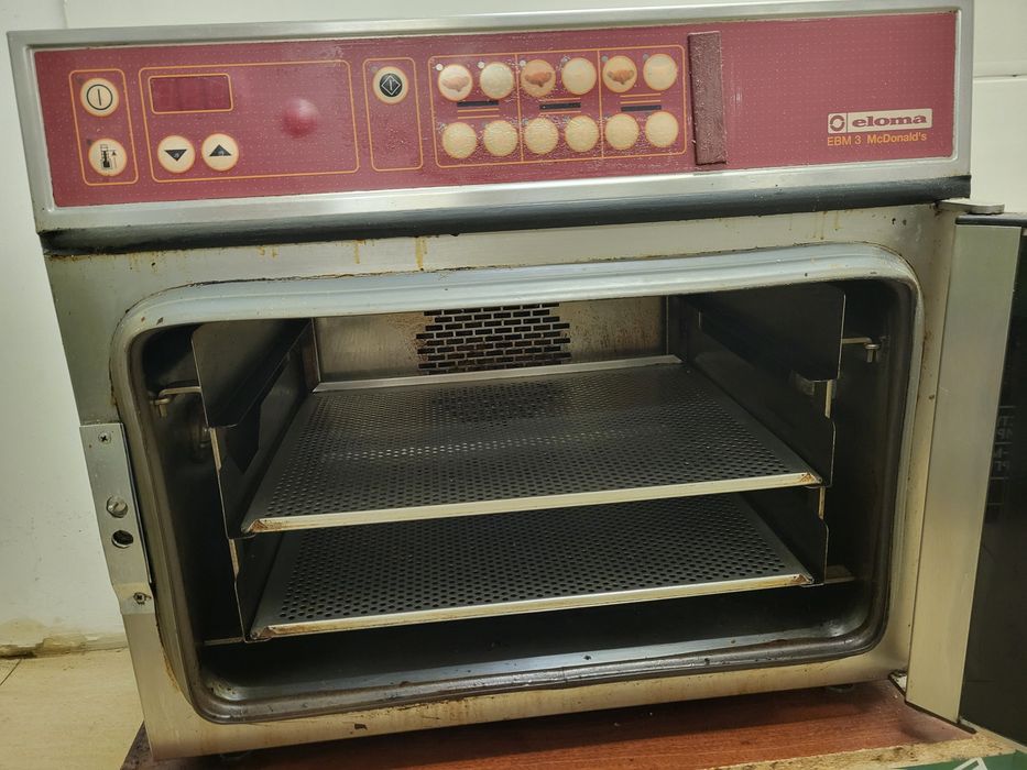 Пицарка и малък конвектомат