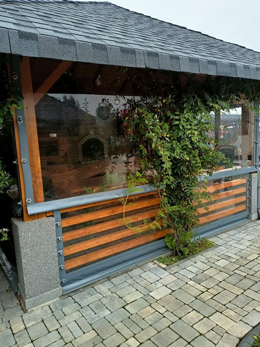 Închideri terase cu prelată Cristal – rezistente și elegante