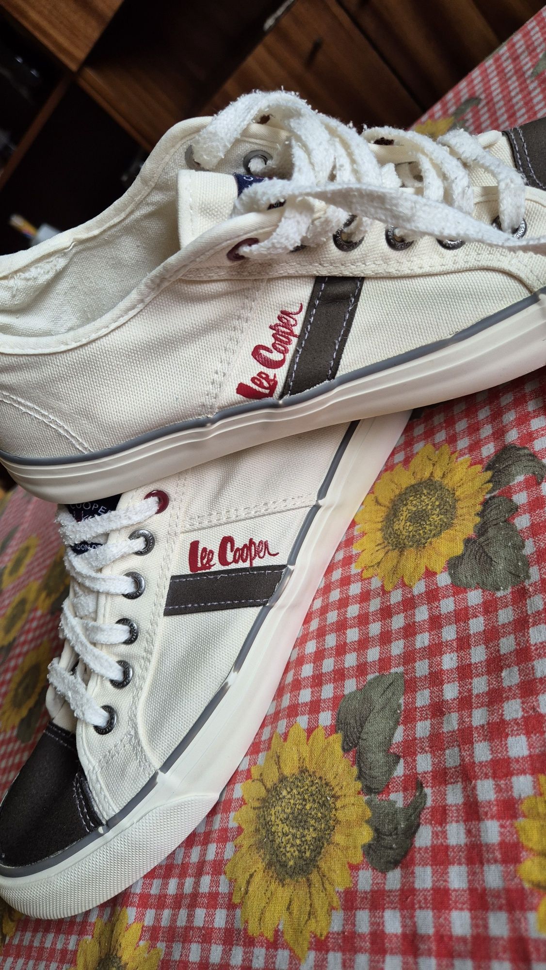 Кецове Lee Cooper