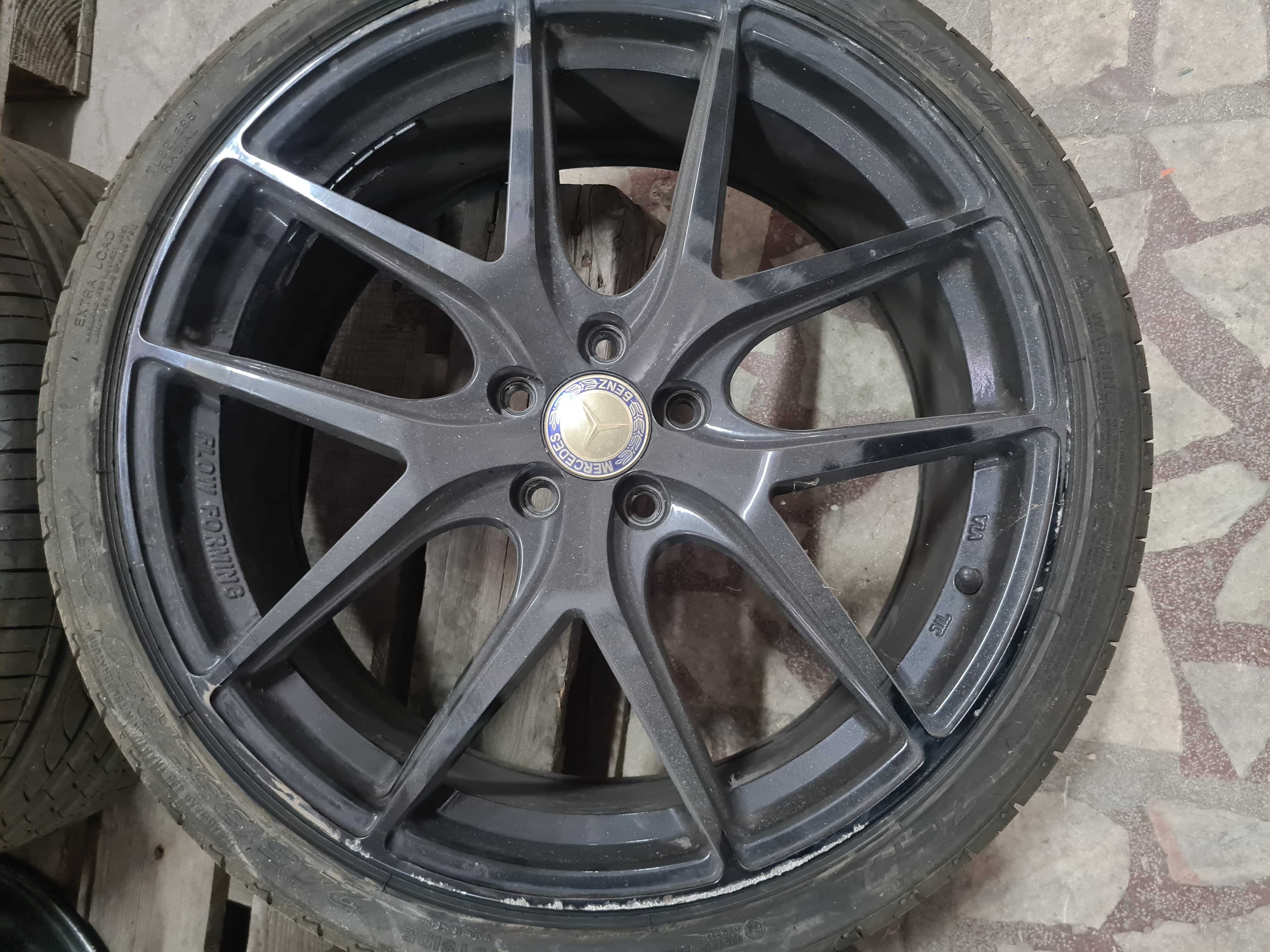 Гуми с джанти мерцедес 245/35zr20