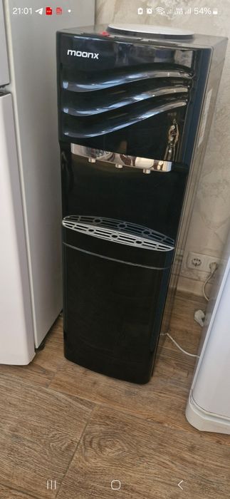 Куллер питьевой  черный