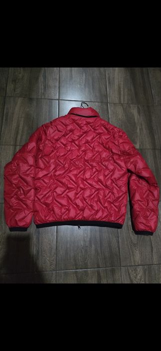 Оригинално яке на Armani M