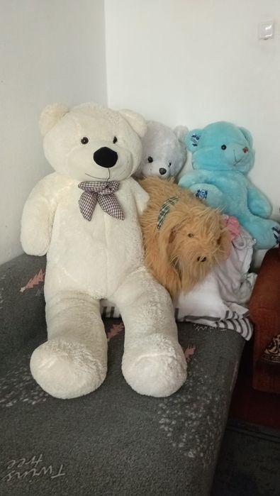 Плюшевый мишка большой