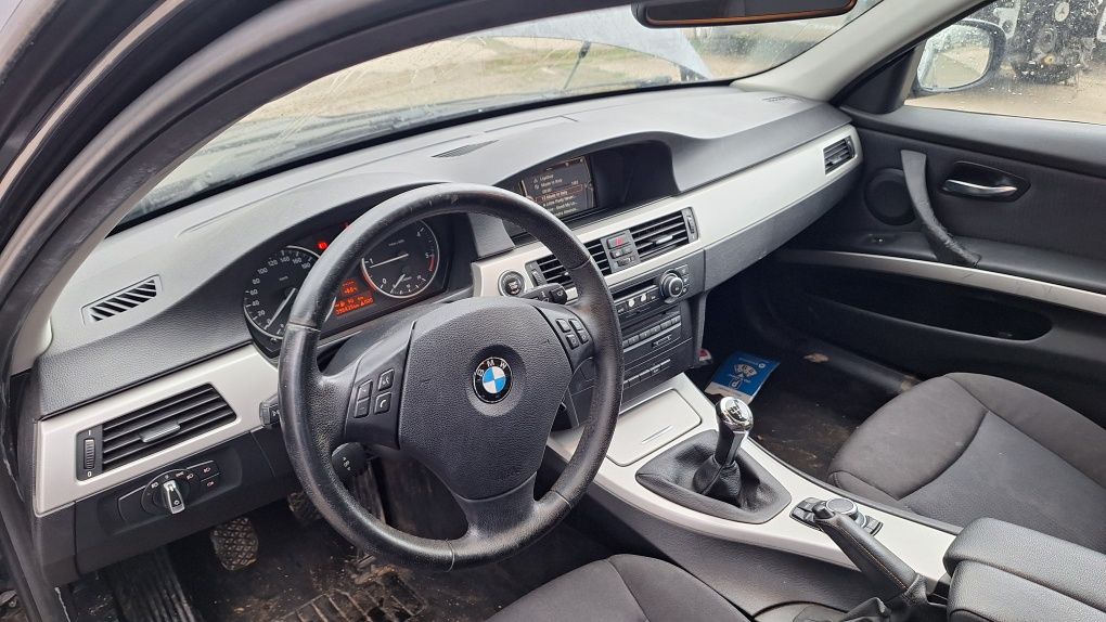 BMW 318D 143кс на части