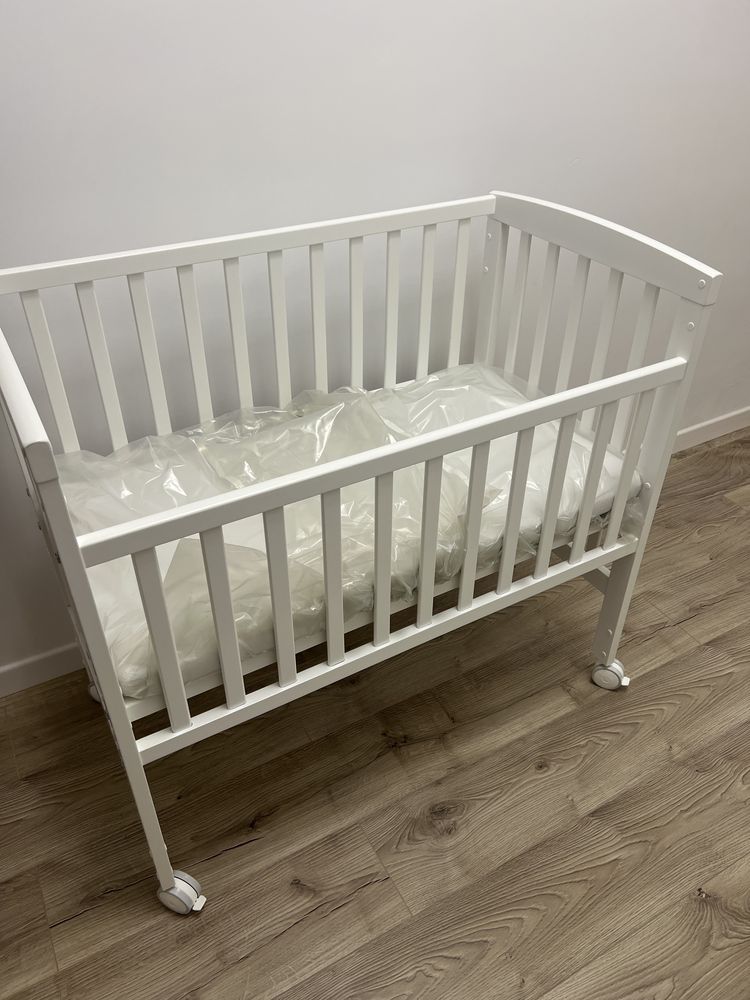 Vand Patut Co-Sleeper fabricat Italia si leagan bebe