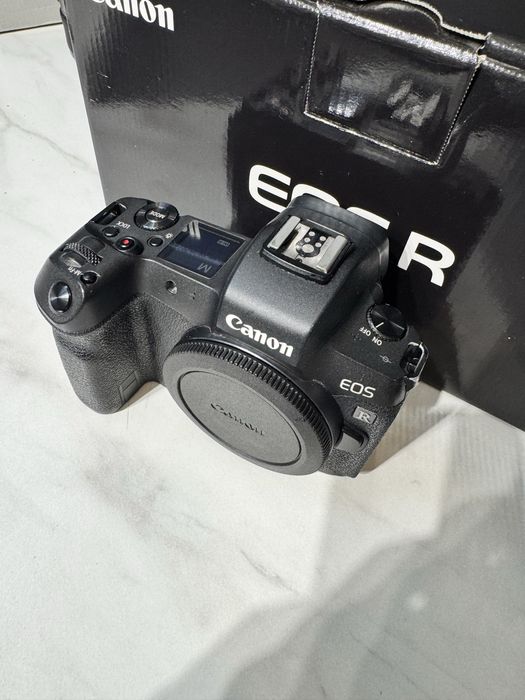 Canon R тушка и переходник