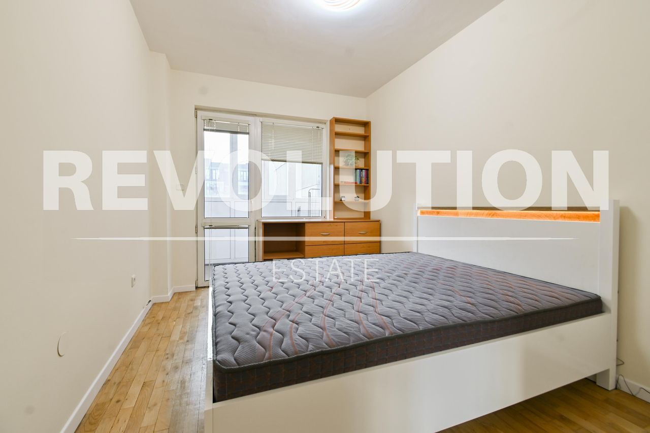 Дава се под наем Двустаен апартамент в София, Център - 60 кв.м за 1250 € - Снимка #9