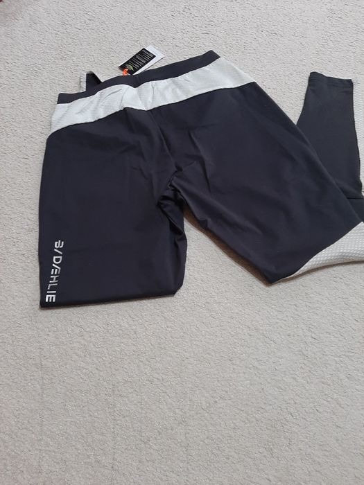 Pantaloni damă Daehlie + blugi skinny damă