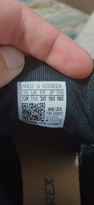 Ботуши  Ботуши Adidas TERREX HYPERHIKER 30 номер