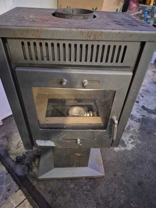 soba metalica pentru caldura