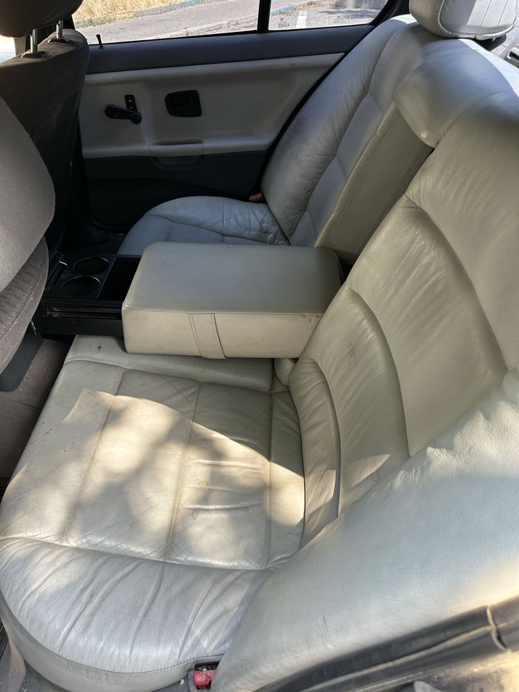 Bmw e36 sedan // 318i // fara rugina // fiscal pe loc