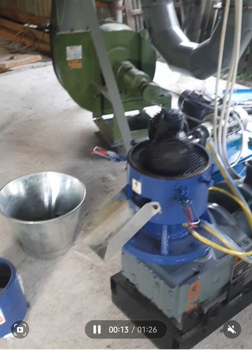 Linii Peleți Industriale de Vanzare - Capacități 200 / 300 / 450 kg/h