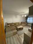Ofer spre închiriere apartament cu 4 camere spațios