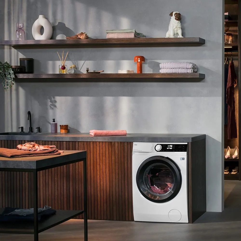 Нова инверторна пералня AEG LR7A70690  ProSteam 9 кг