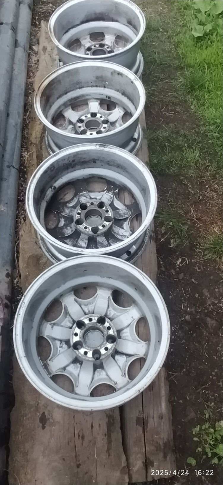 Диски r 16 на Мерседес продам