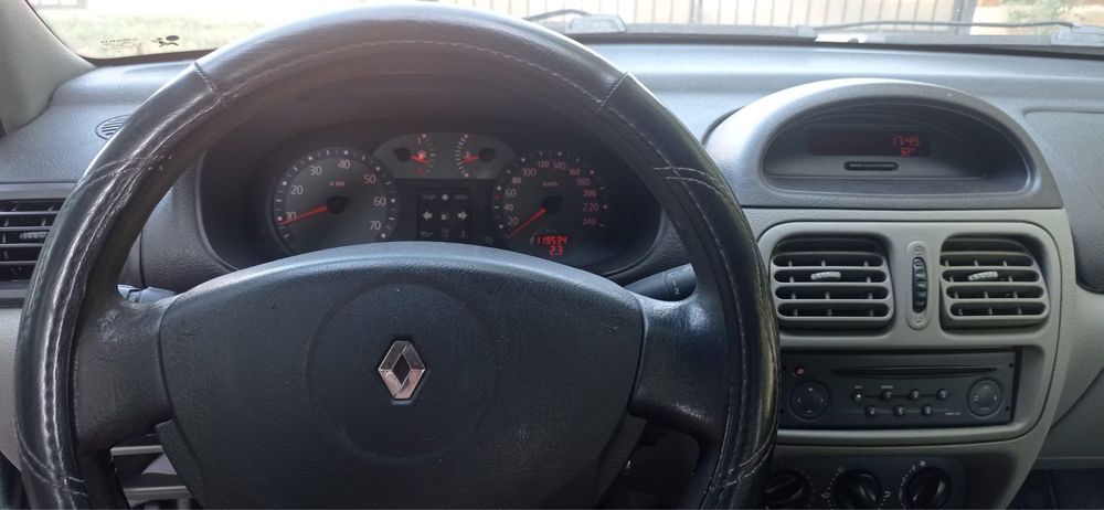 RENAULT CLIO SYMBOL 1.4 Benzina Primul proprietar
