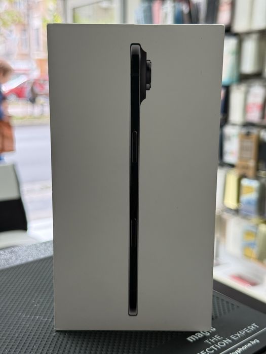 Apple iPhone 17 Air,Space Black,256GB *ЧистоНов*