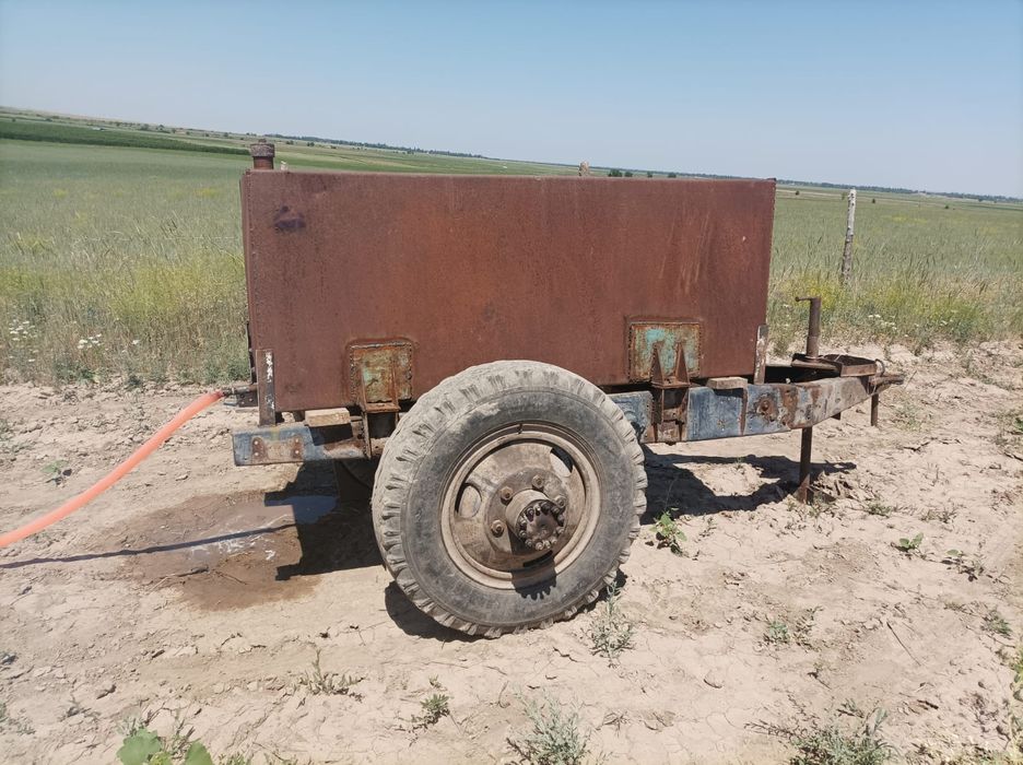 Водовоз бочка. Бочка для воды 1,5 тонны