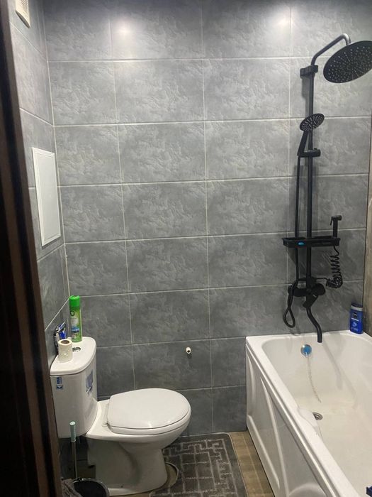 Продаётся Чиланзар ул. Арнасай 1в2/4/4.