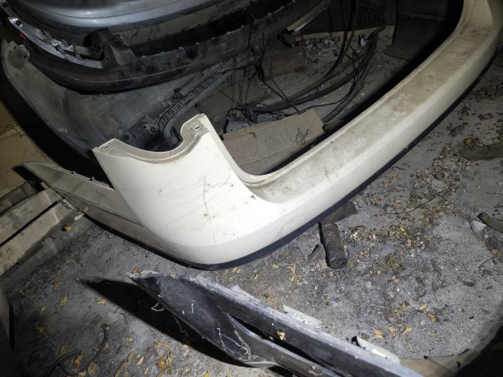 Задна броня Vw Passat B6