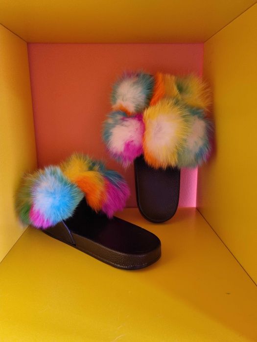 Ункални дамси чехли с естествен косъм!Налични всички номера!