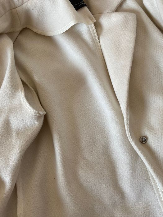 Палто Bershka бяло/кремаво