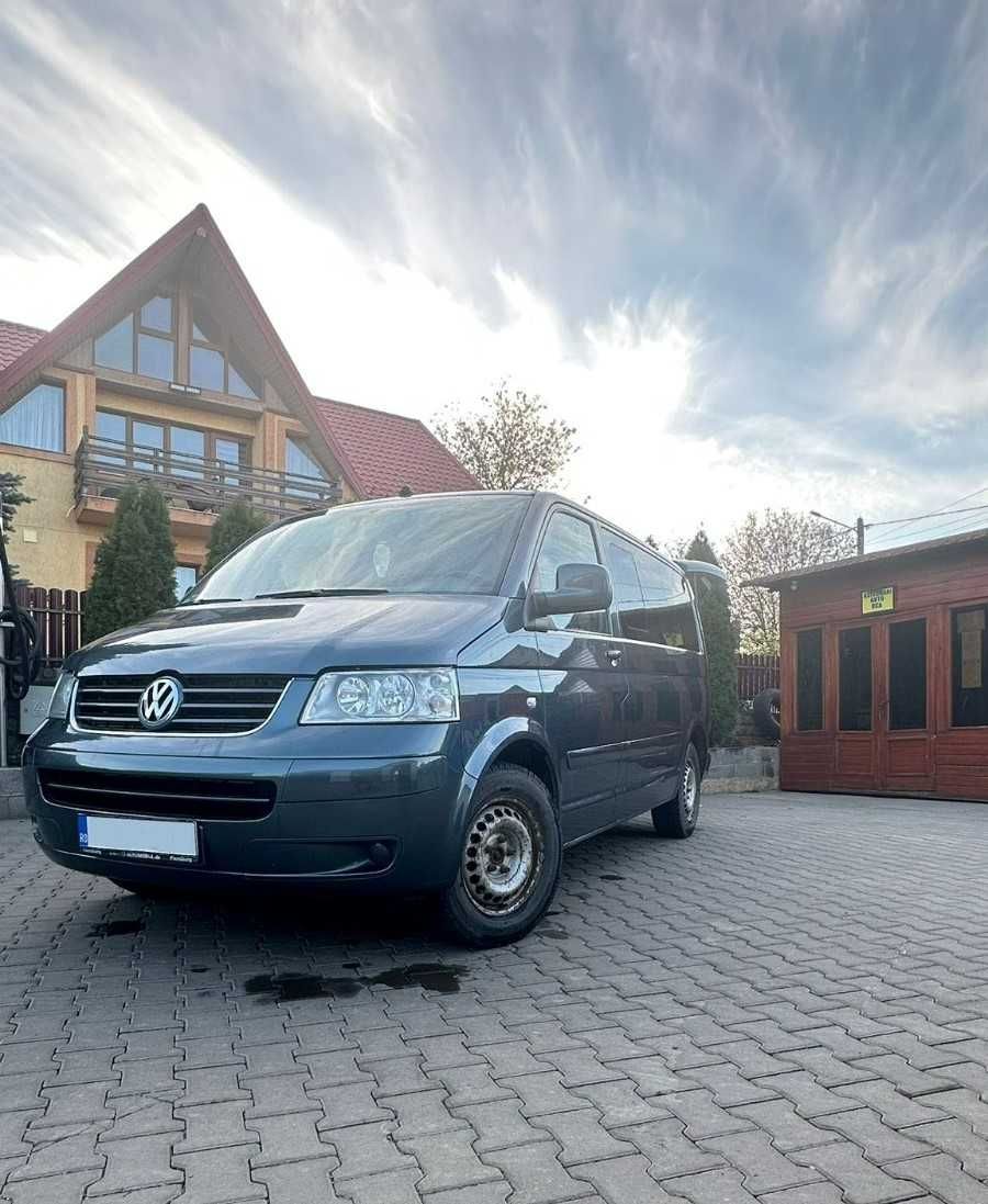 Volkswagen Transporter Multivan 6+1 2.5 TDI