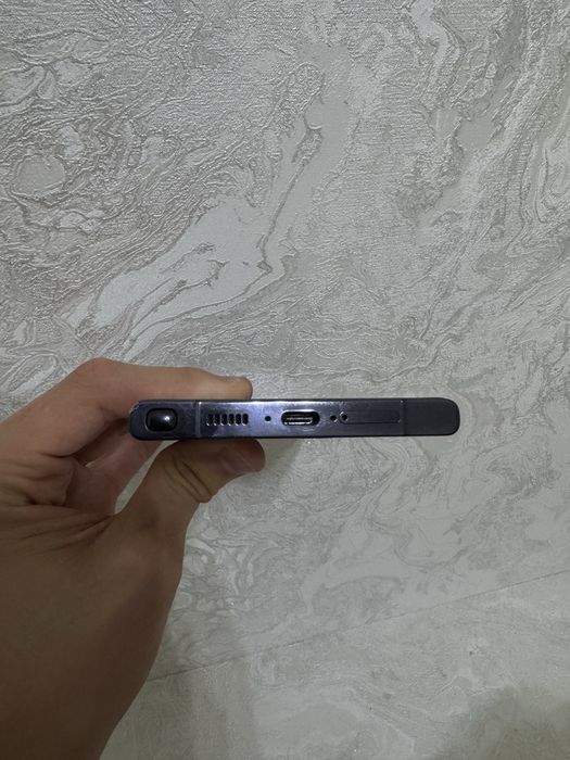 Samsung Galaxy S23 Ultra 12/256 GB — отличное состояние!