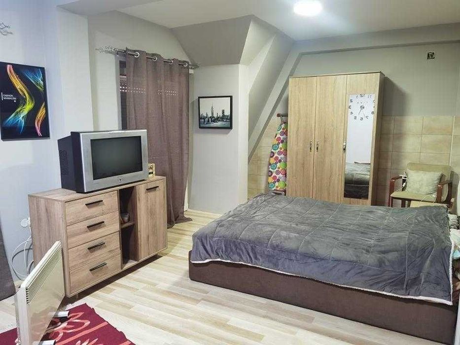 Дава се под наем Тристаен апартамент в София, Зона Б-5 - 90 кв.м за 688.5 € - Снимка #1