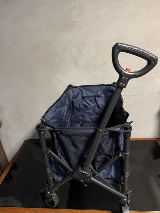 Carucior pliabil transport